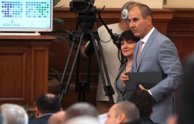 Цецка Цачева и Сотир Цацаров не са номинирани за членове на Конституционния съд