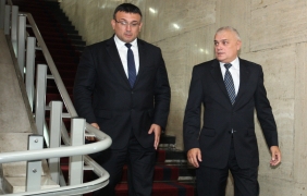Новите министри на транспорта и на вътрешните работи приеха постовете си