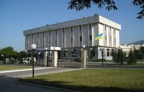 Скандал между украинското посолство и писателския съюз заради разказ за Крим