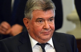 Шефът на НЕК подаде оставка