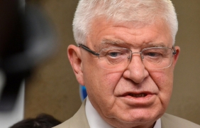 Здравната каса се обърка в правилата