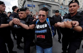 Над 600 демонстранти са арестувани в Москва