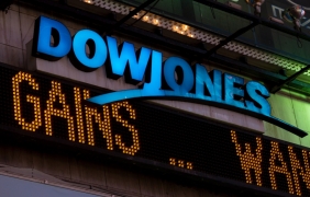 Търговската война между САЩ и Китай прати надолу фючърсите на Dow Jones и S&P 500 